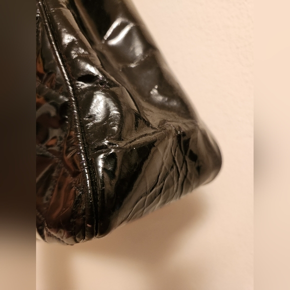 COA Vintage Black Quilted Patent Leather Chanel Tote. - Picture 15 of 16